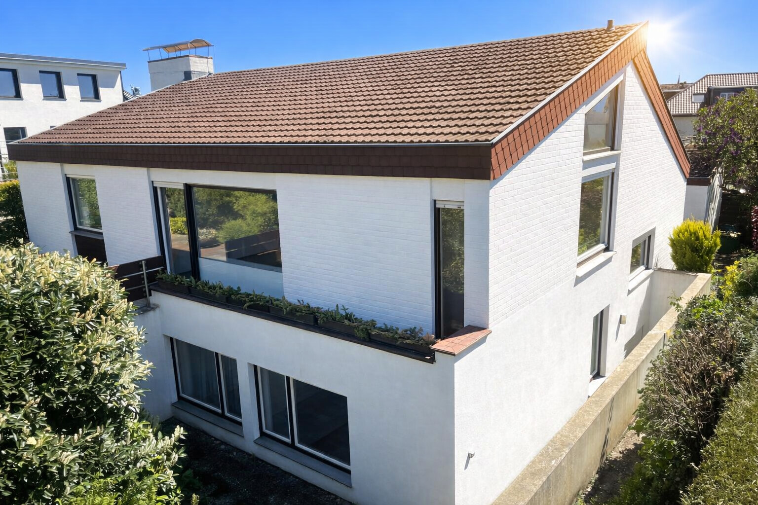 Ein echtes Unikat mit Potenzial – Ihr neues Zuhause in Schwimmbadnähe, 61440 Oberursel, Einfamilienhaus